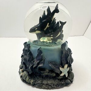 Vintage Sea World Shamu Double Orca Purple Kelp Snow Water Globle Souvenir